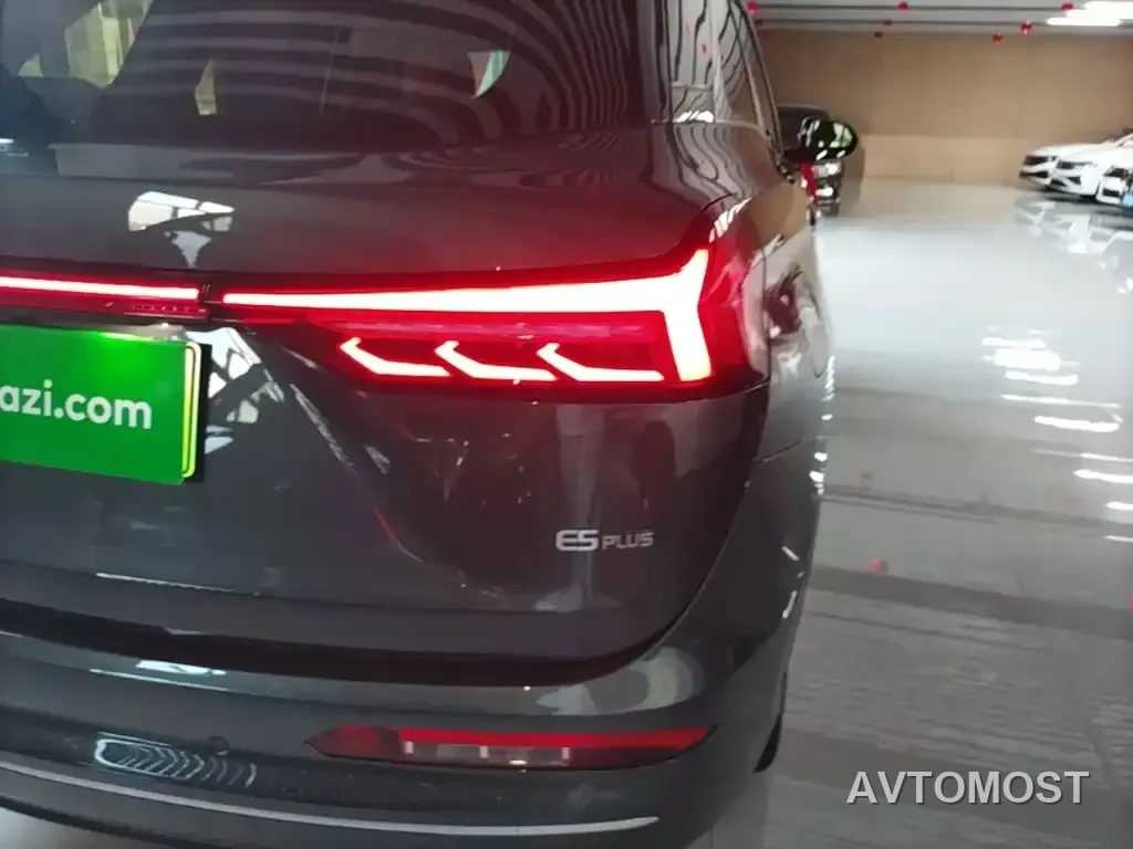 Landian E5 PLUS 2026 165km Long Range First Edition Ultra 7-Seater — фото 7