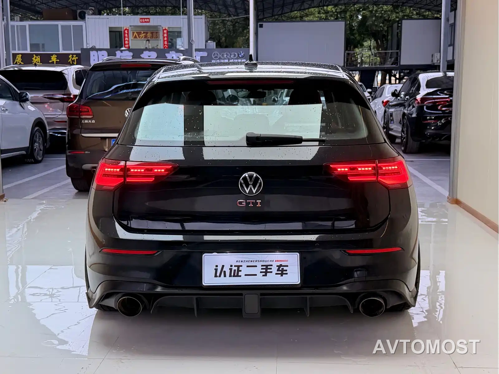 Volkswagen Golf GTI 2021 380TSI DSG GTI — фото 4