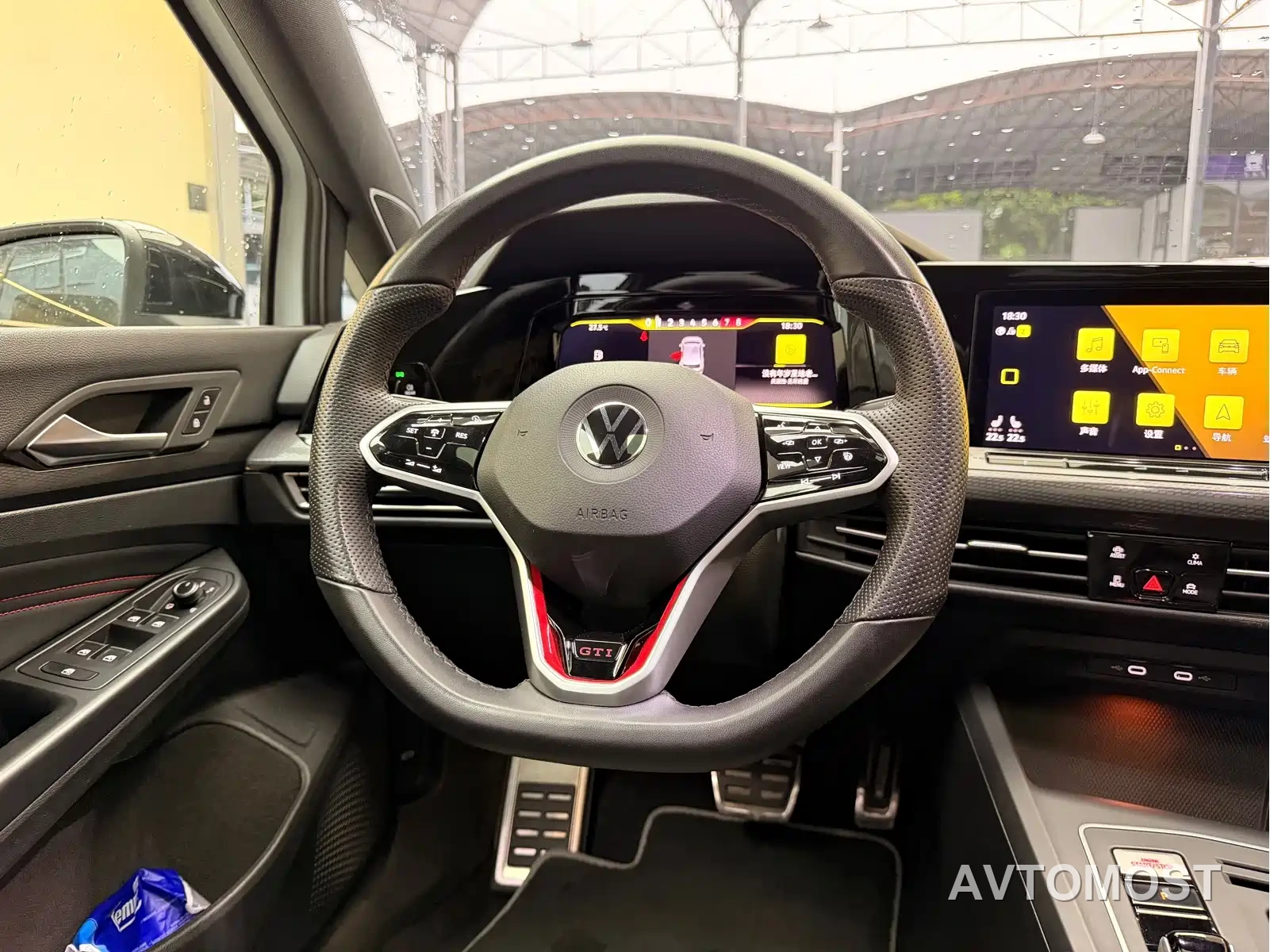 Volkswagen Golf GTI 2021 380TSI DSG GTI — фото 13
