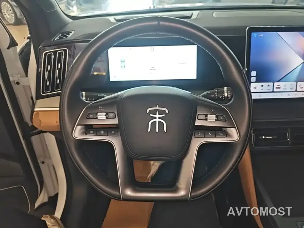 BYD Song L DM-i 2024 112km Leading Edition — фото 10