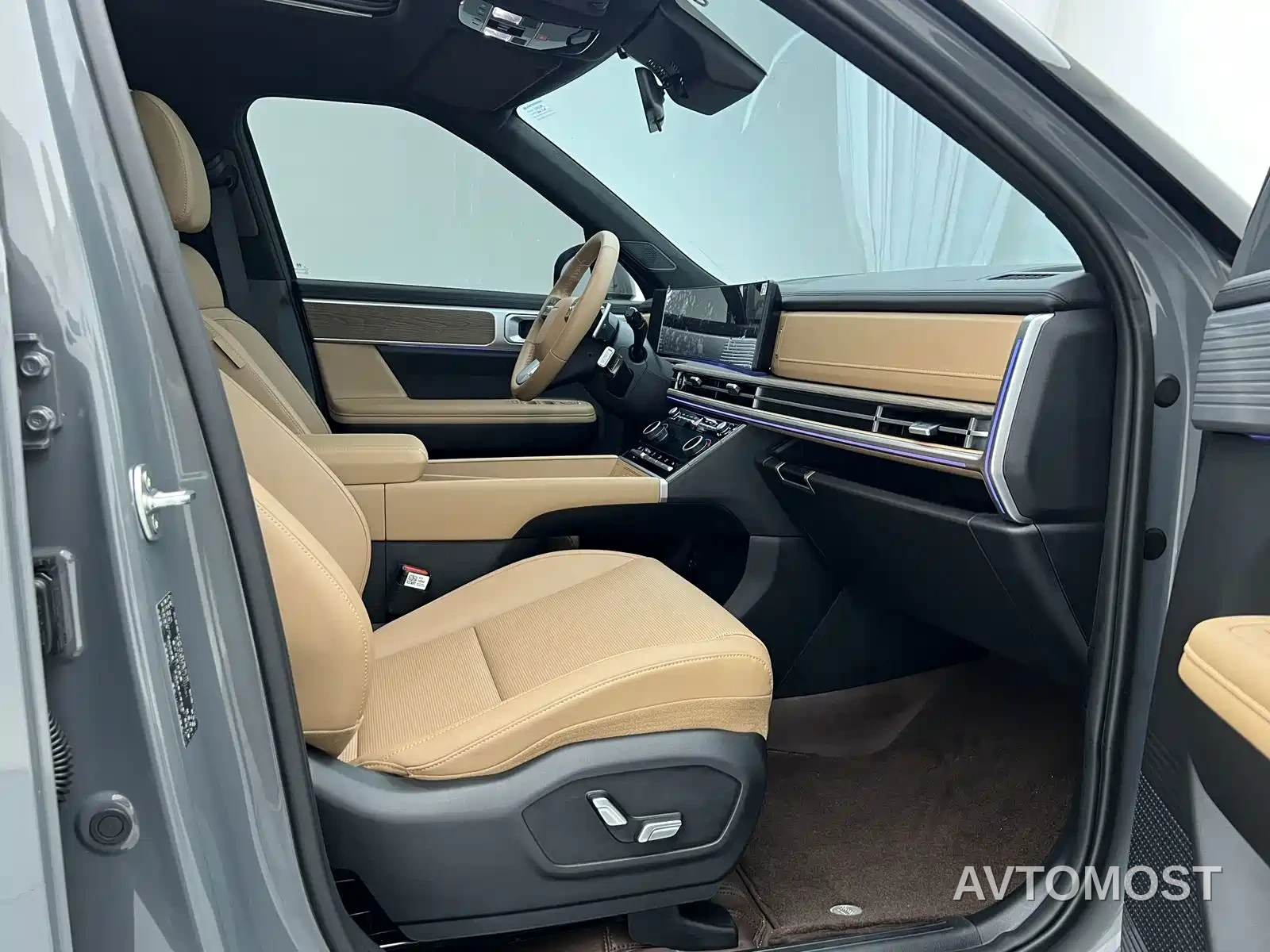 Hyundai Santa Fe 2024 2.0T Explorer Pro — фото 10