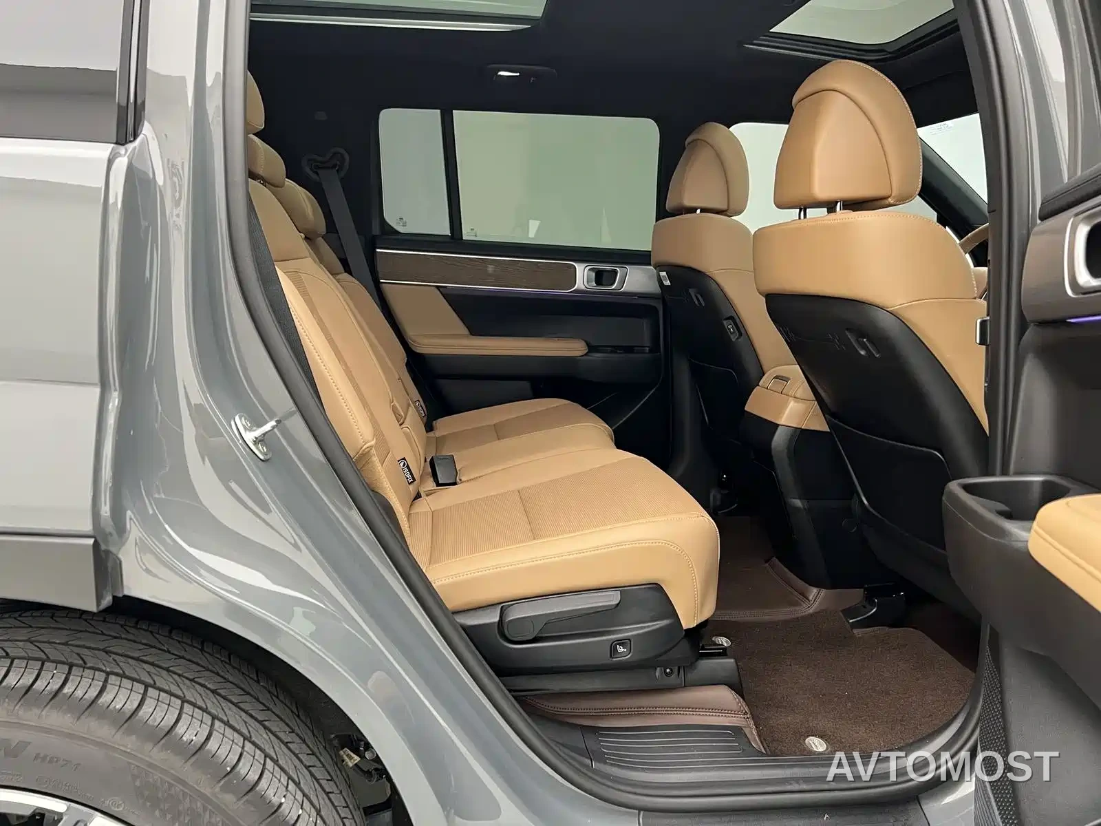 Hyundai Santa Fe 2024 2.0T Explorer Pro — фото 11