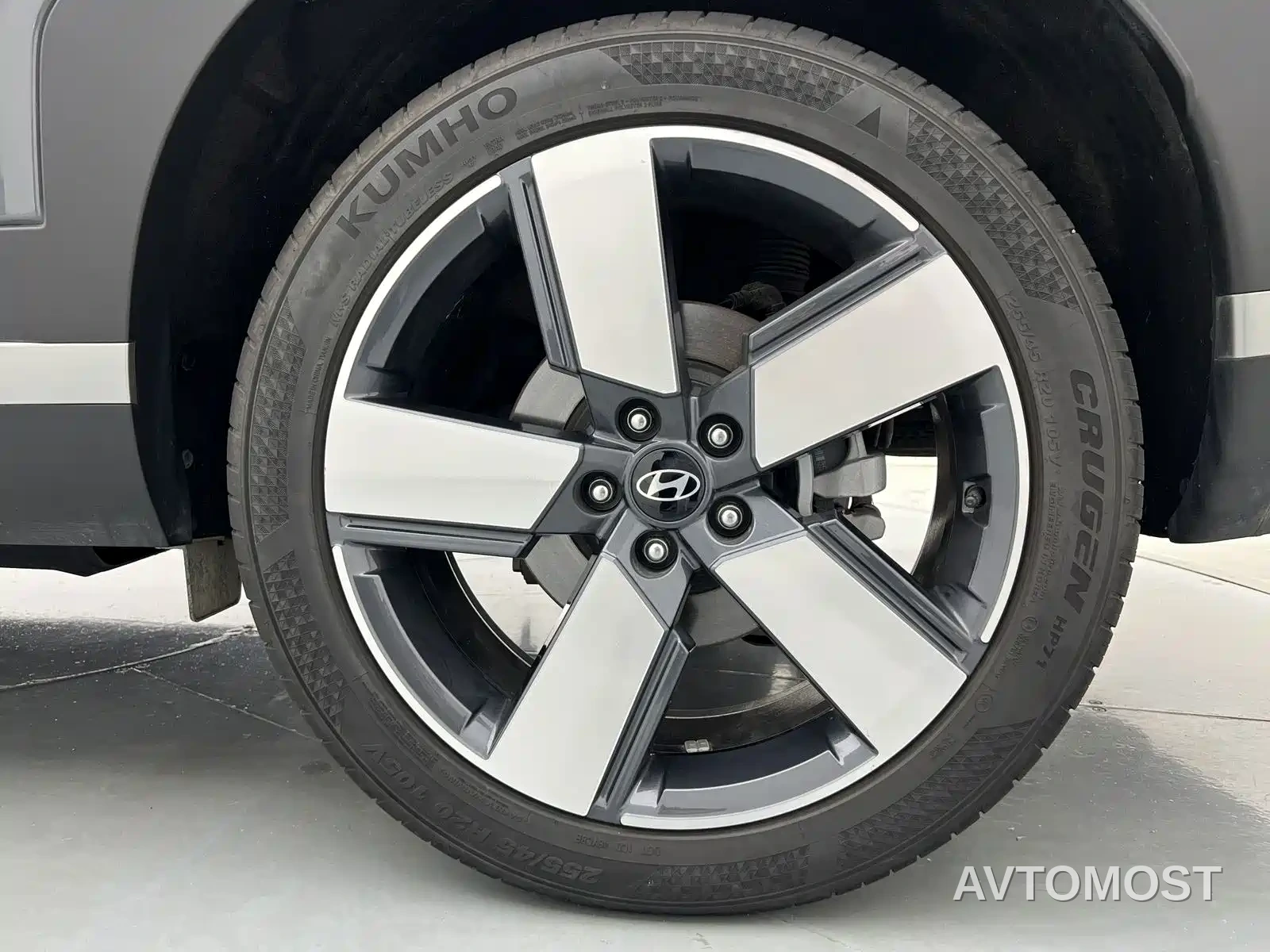 Hyundai Santa Fe 2024 2.0T Explorer Pro — фото 32