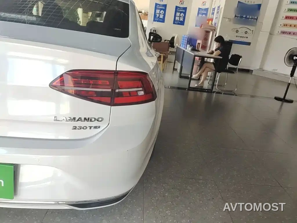 Volkswagen Lamando 2021 230TSI DSG Fashion Edition — фото 8