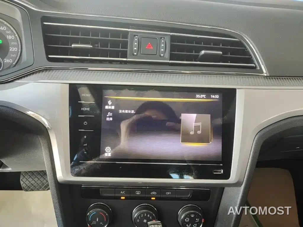 Volkswagen Lamando 2021 230TSI DSG Fashion Edition — фото 13