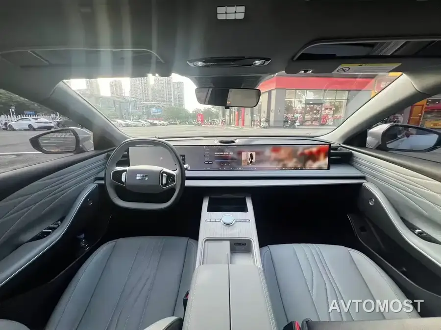 Geely Galaxy E8 2024 Model 550km RWD Soaring Dragon Edition