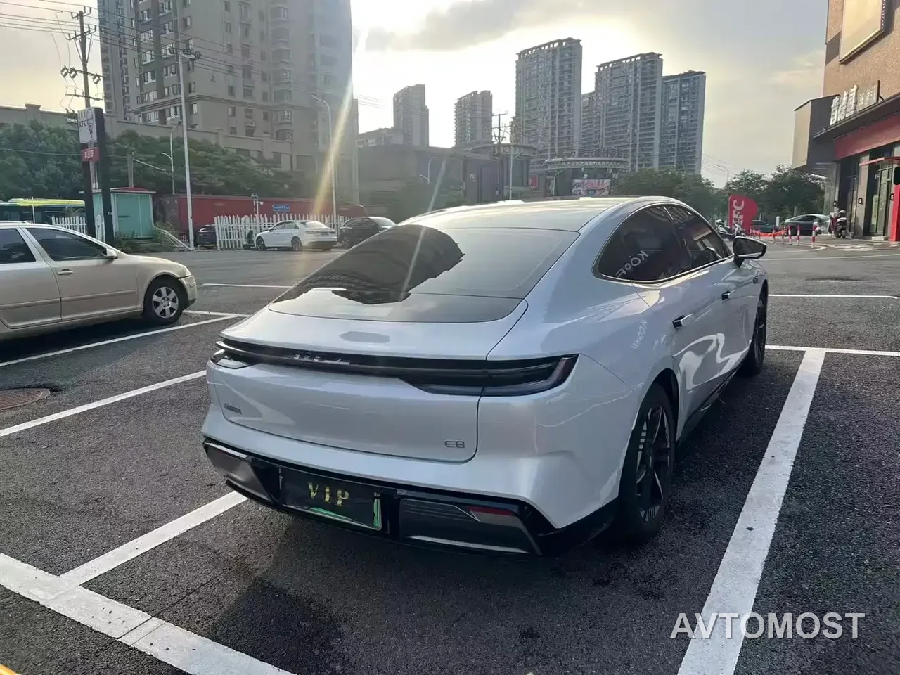 Geely Galaxy E8 2024 Model 550km RWD Soaring Dragon Edition — фото 6