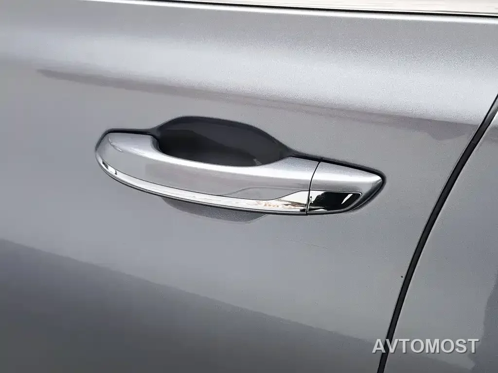 Hongqi H5 2023 1.5T HEV Smart Connect Flag Comfort — фото 16