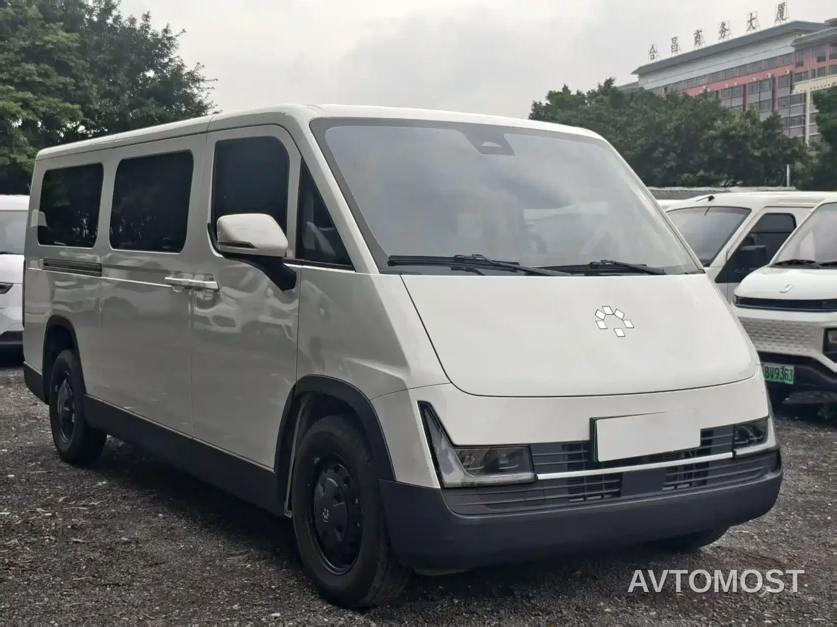 Kaven Auto Lefu 2025 Smooth Ride Edition (Fu Version with Clear Windows) Aiyike 50.23KWh — фото 2
