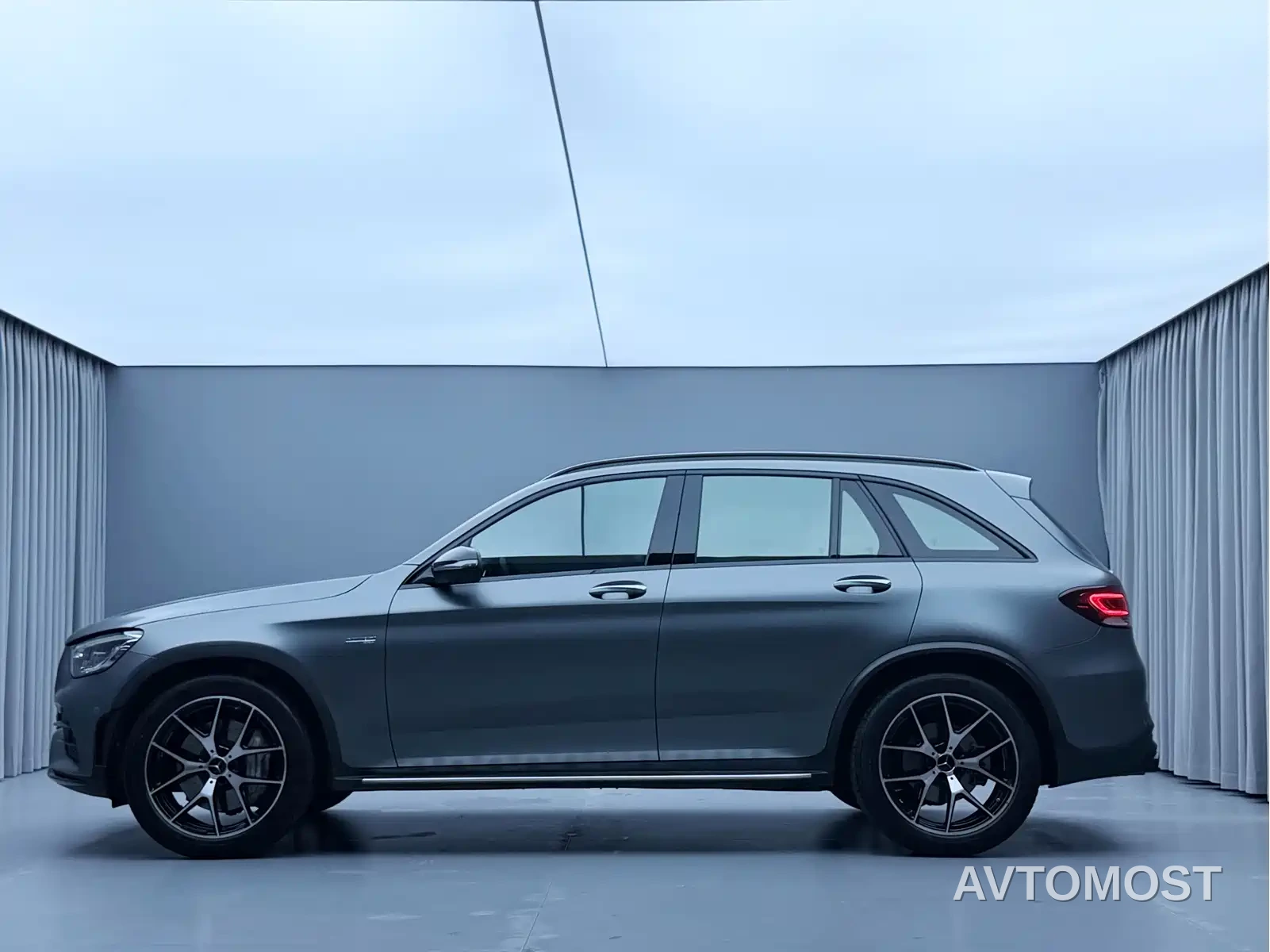 Mercedes-Benz GLC AMG 2022 AMG GLC 43 4MATIC — фото 4