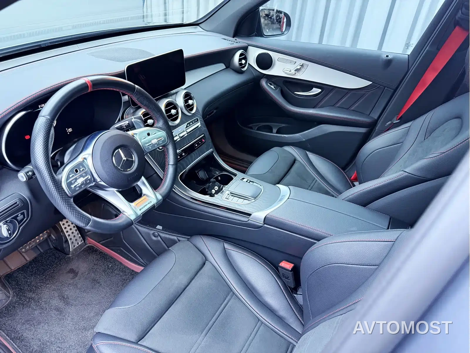 Mercedes-Benz GLC AMG 2022 AMG GLC 43 4MATIC — фото 9