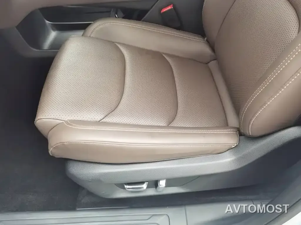 Wuling Motors Starlight 560 NEV 2025 Model Plug-in Hybrid Version 5-seater — фото 19