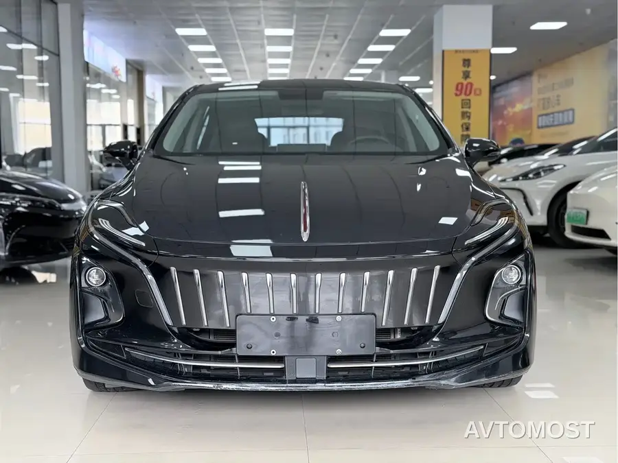 Hongqi E-QM5 2021 Charging Flag Joy Edition