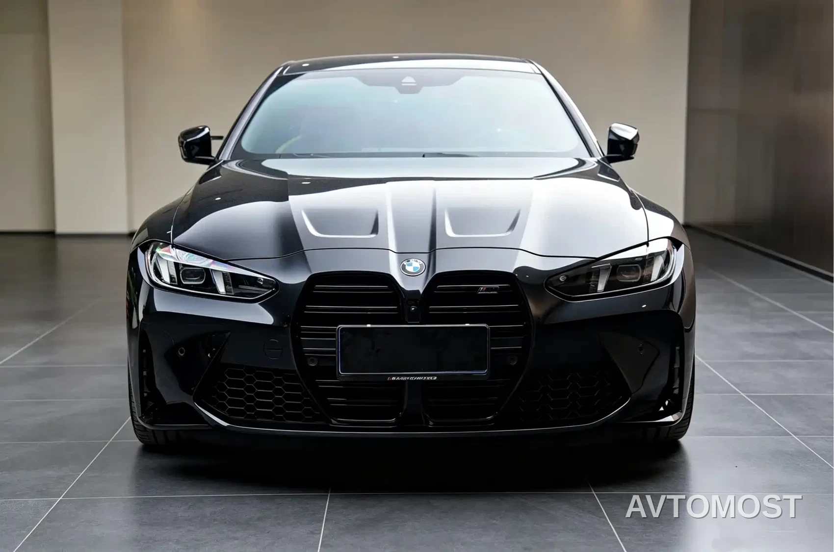 BMW M4 2024 BMW M4 Coupe M xDrive Competition — фото 2