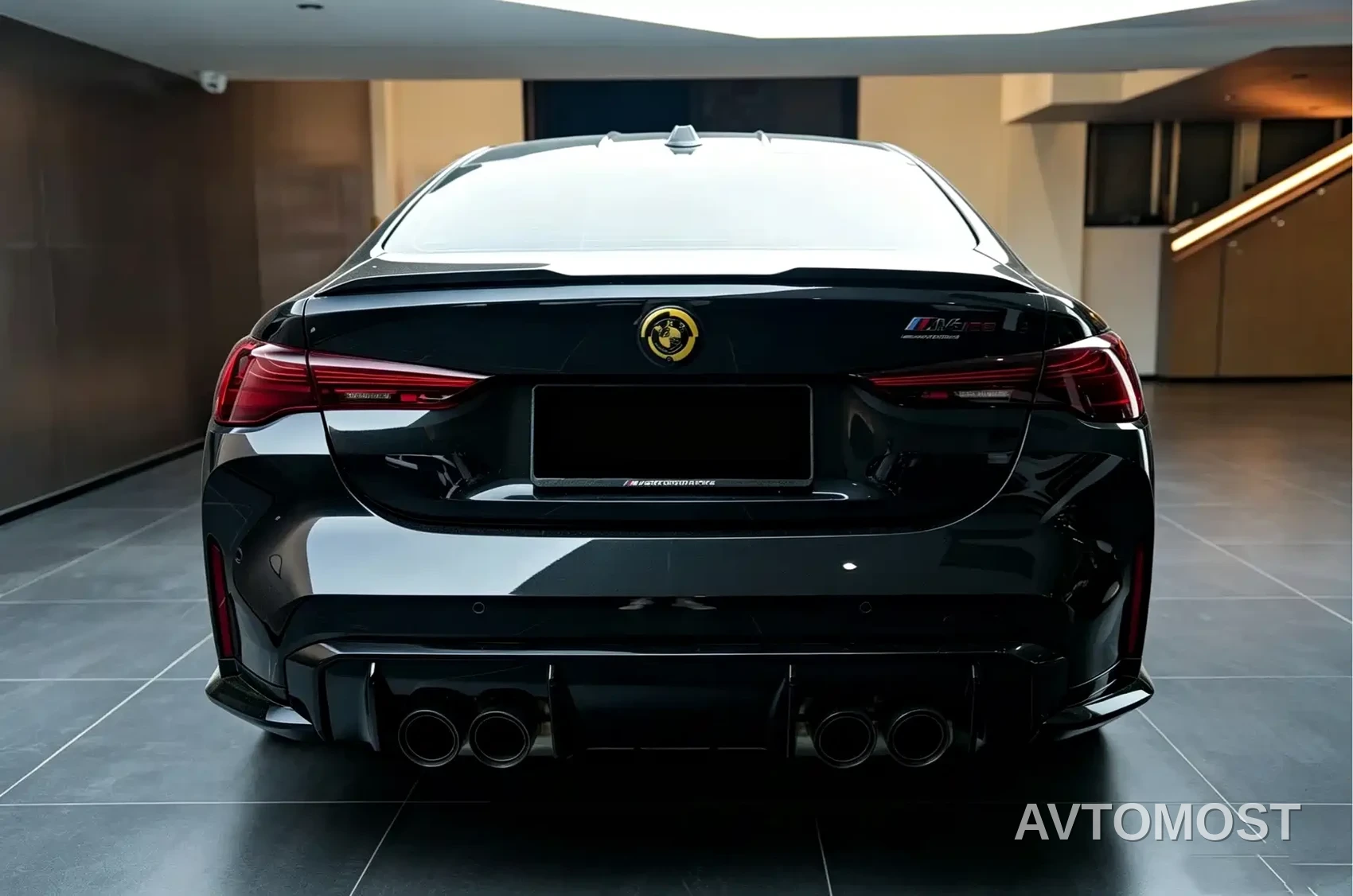 BMW M4 2024 BMW M4 Coupe M xDrive Competition — фото 3