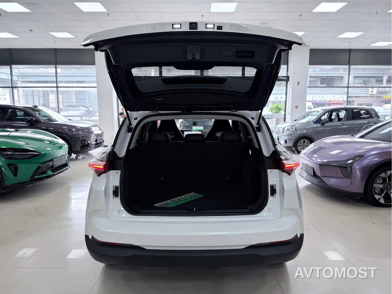 Nezha Auto Neta U 2021 Pro 500 Global Edition — фото 8