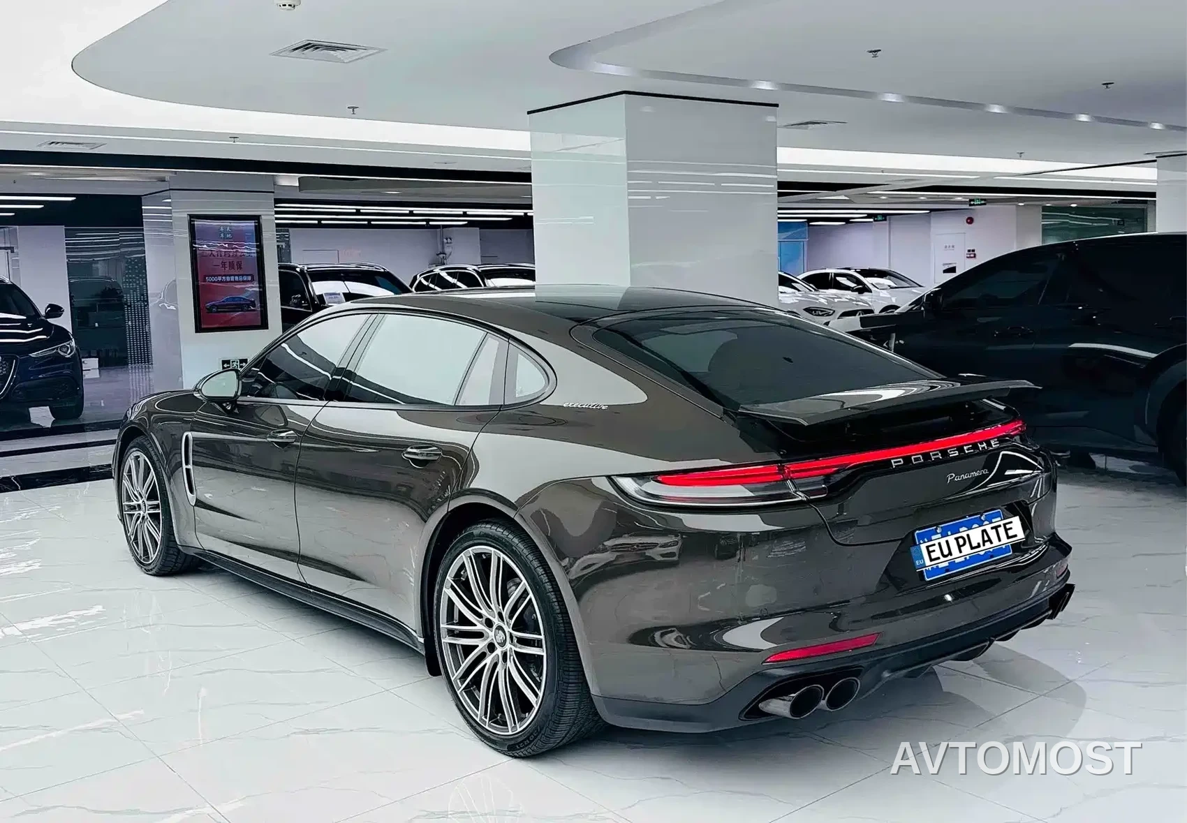 Porsche Panamera 2022 Panamera Executive Long Wheelbase 2.9T — фото 4