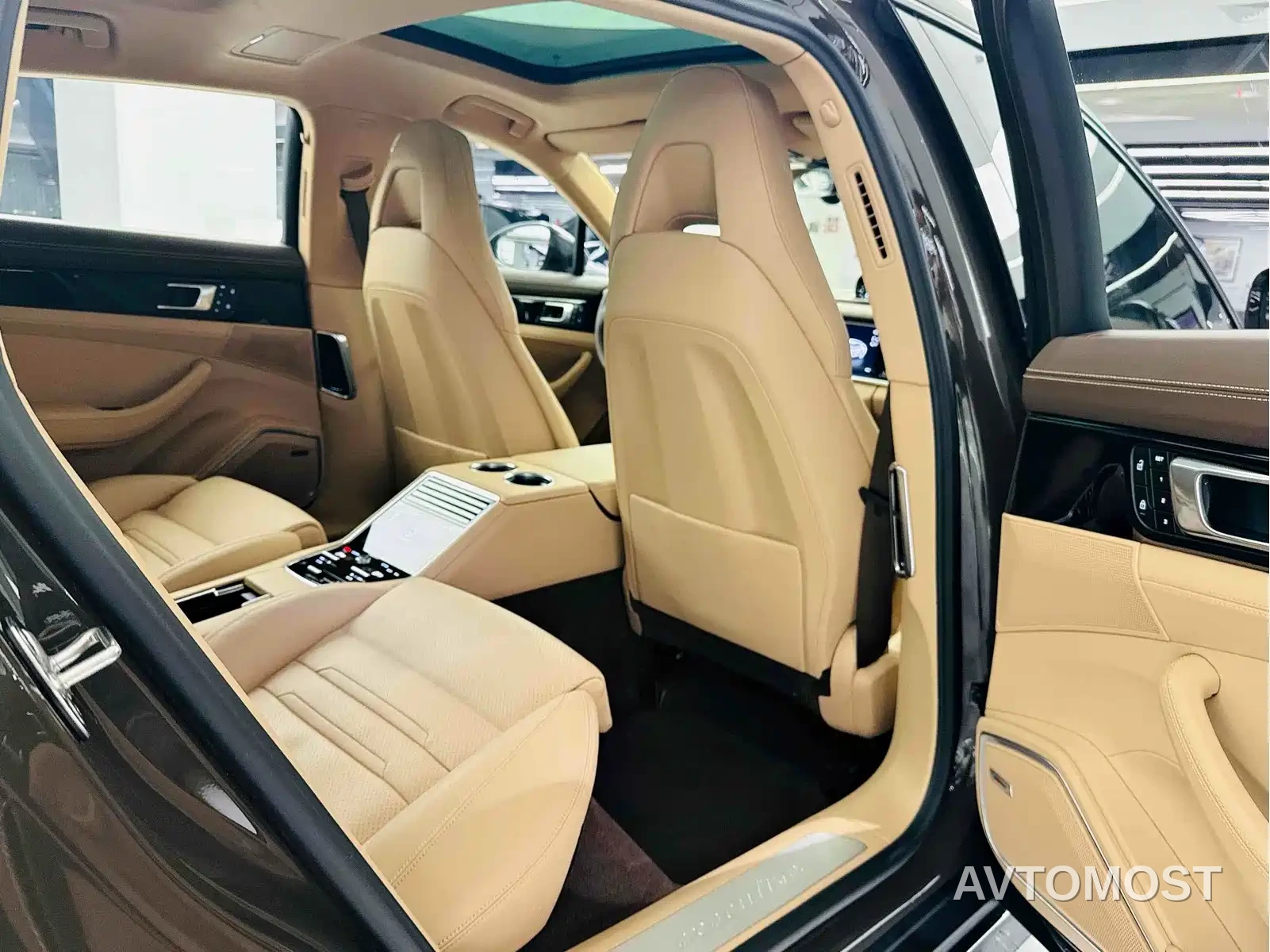 Porsche Panamera 2022 Panamera Executive Long Wheelbase 2.9T — фото 18