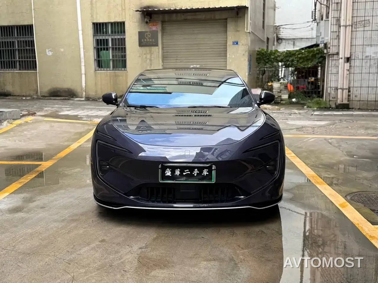 Avatr 12 2023 650 Triple Laser AWD Performance Edition — фото 2