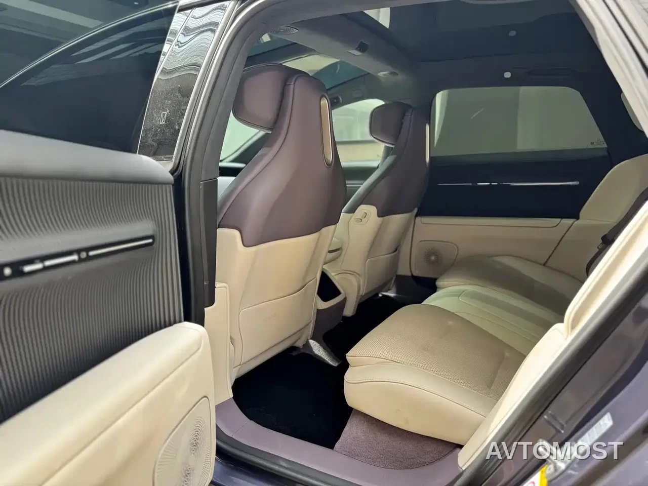 Avatr 12 2023 650 Triple Laser AWD Performance Edition — фото 11