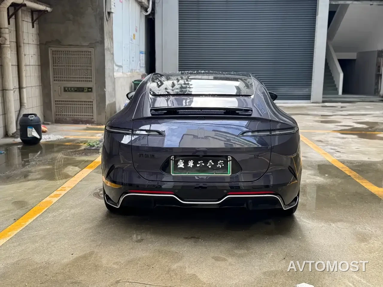 Avatr 12 2023 650 Triple Laser AWD Performance Edition — фото 16
