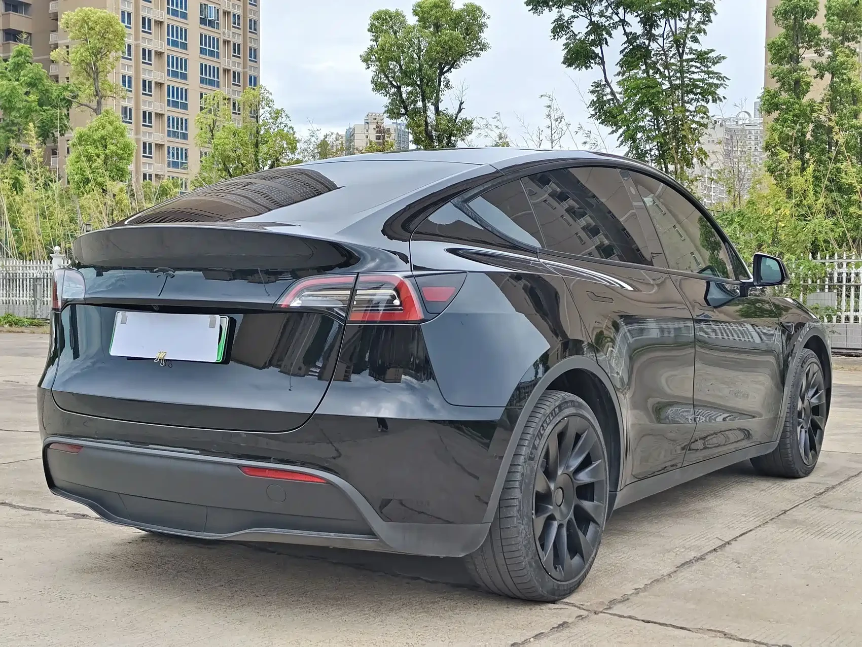 Tesla Model Y 2021 Standard Range Rear-Wheel Drive — фото 4