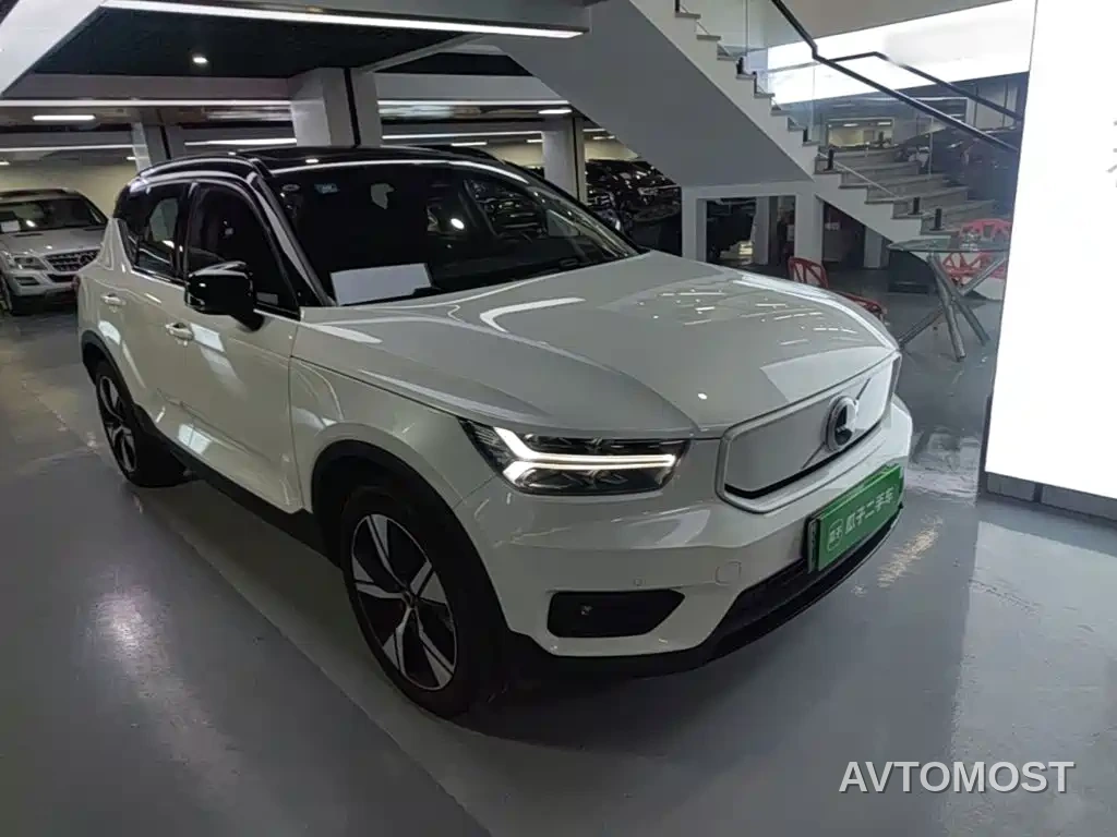 Volvo XC40 New Energy 2021 P8 EV AWD Elegant Sport — фото 4