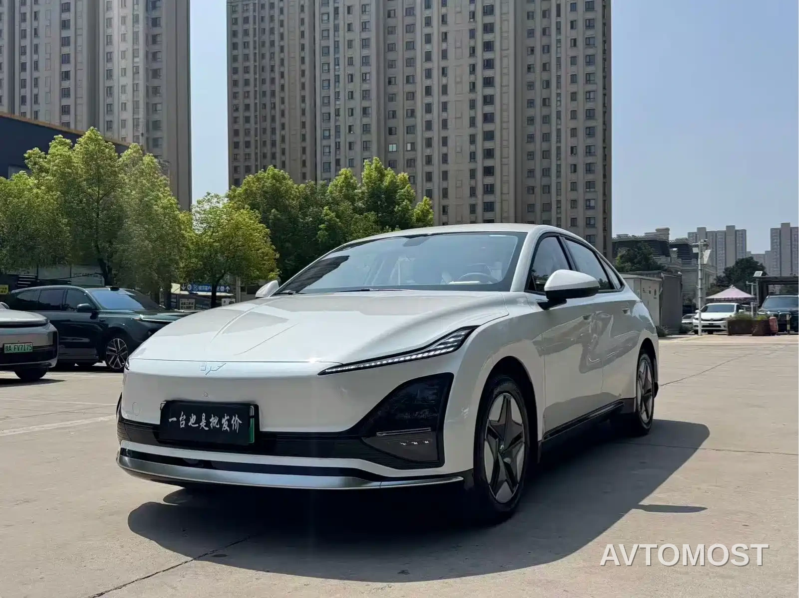 Wuling E5 2024 510km Standard Edition — фото 3
