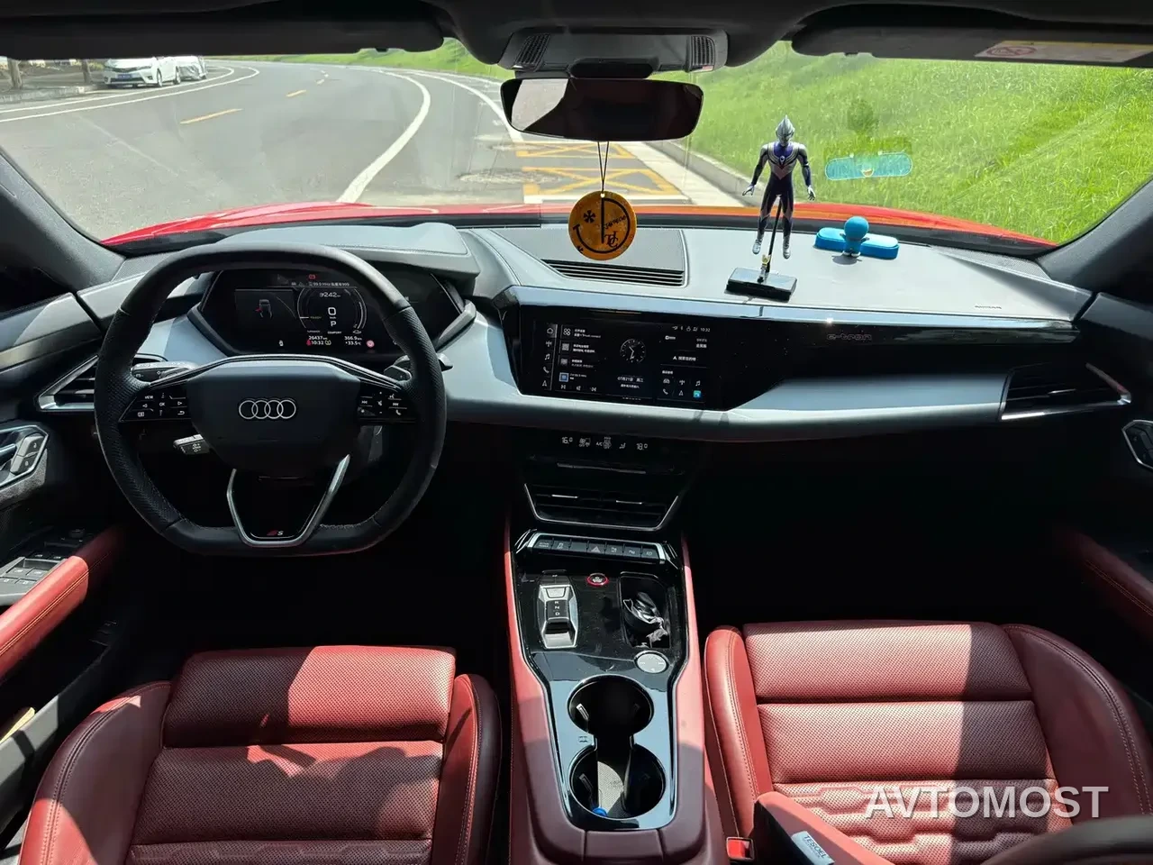 Audi e-tron GT 2023 Base Model — фото 13