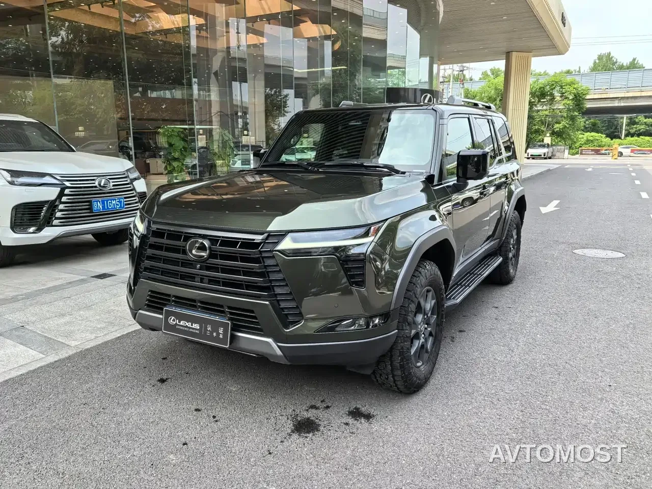 Lexus GX 2024 OVERTRAIL Summit Edition — фото 1
