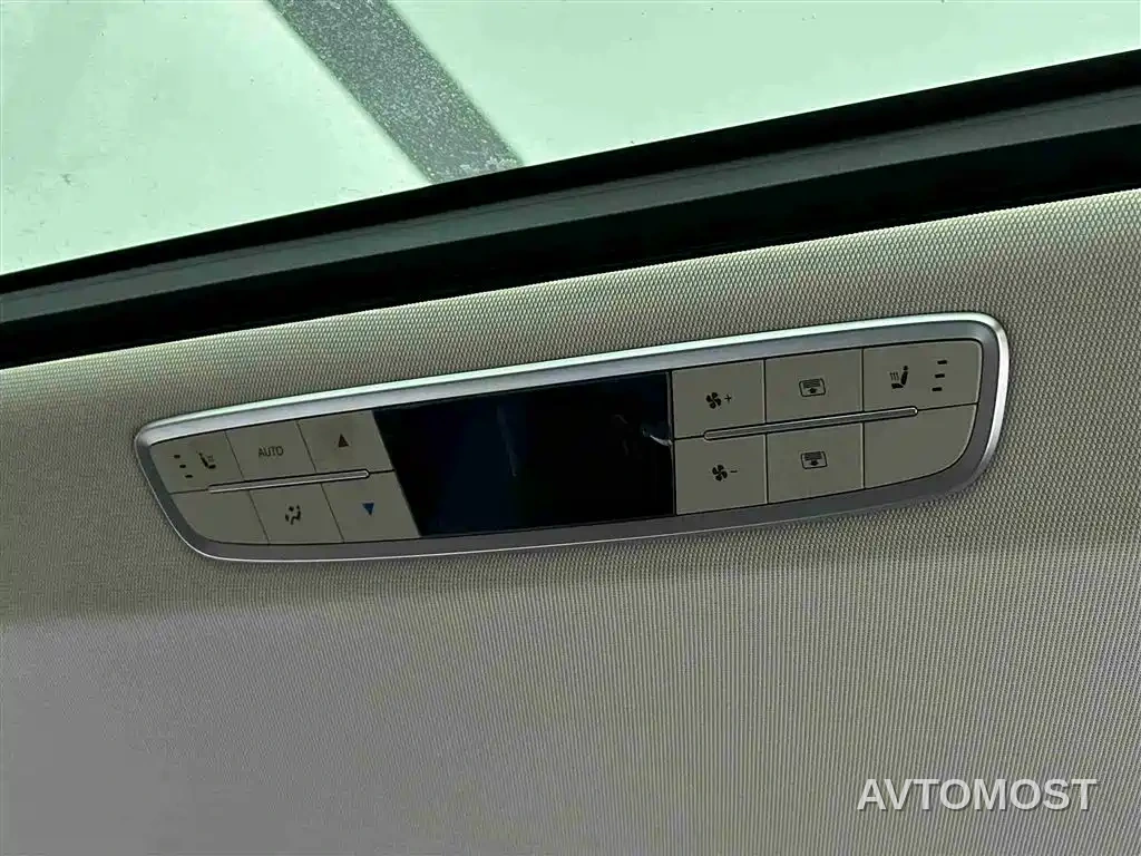Hongqi HQ9 PHEV 2024 Model 2.0T AWD Business Edition — фото 8