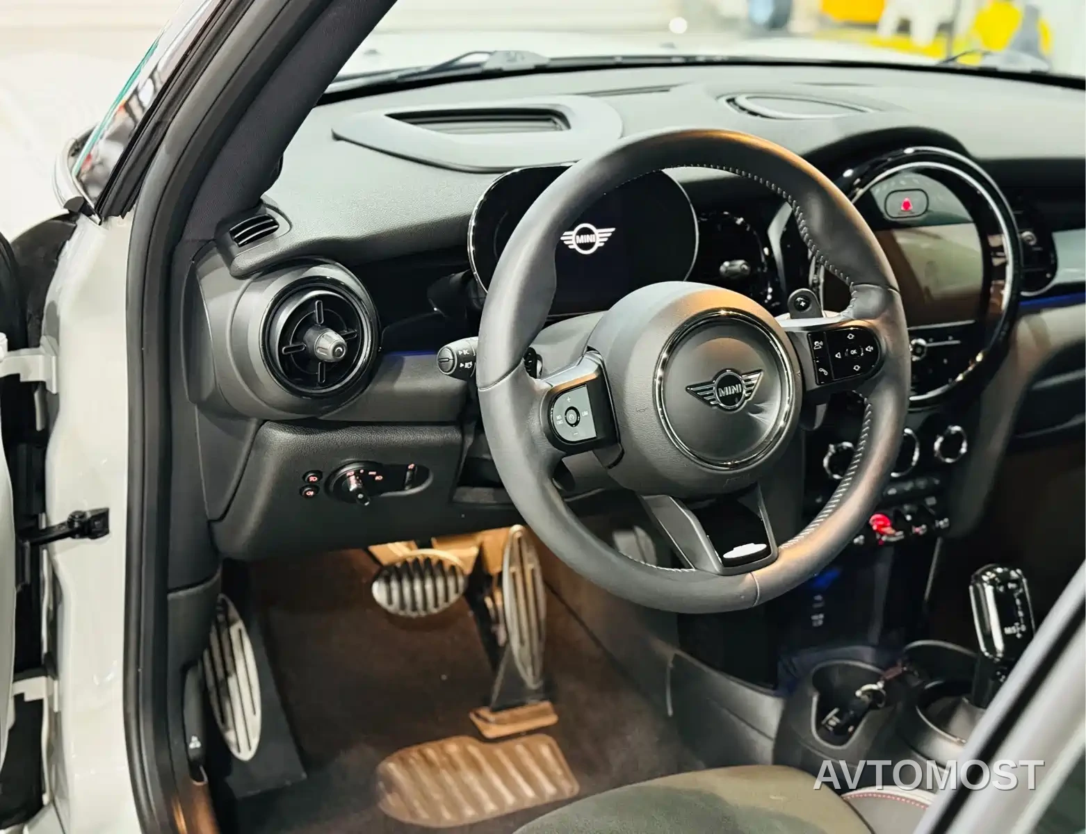 MINI JCW 2022 Facelift 2.0T JOHN COOPER WORKS ALL-IN — фото 6