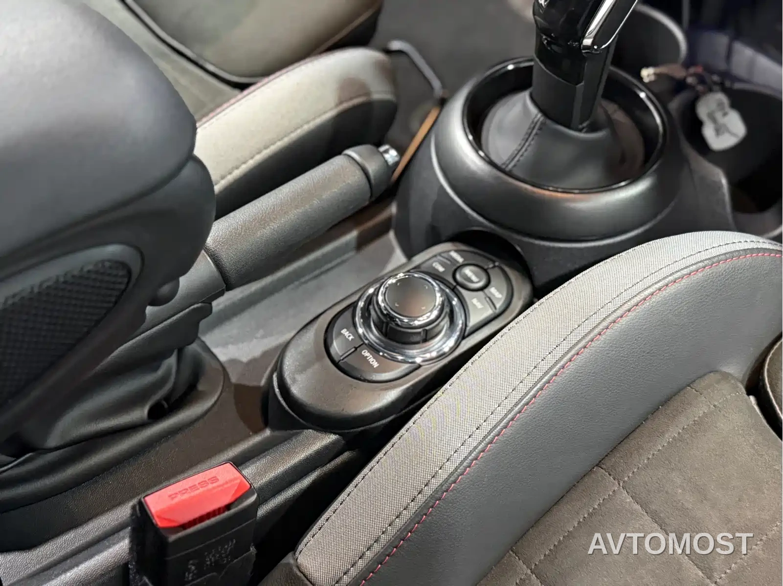 MINI JCW 2022 Facelift 2.0T JOHN COOPER WORKS ALL-IN — фото 9