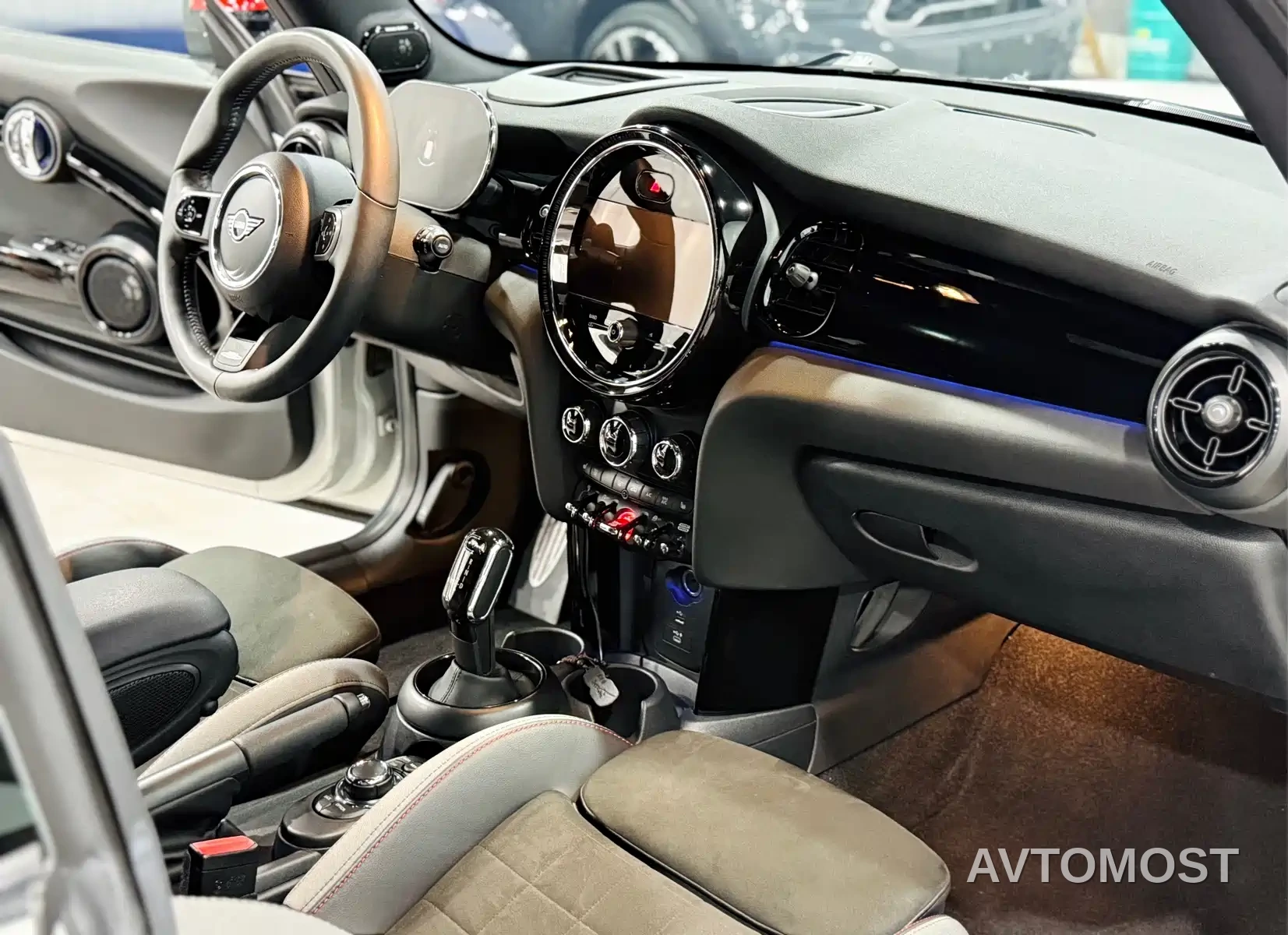 MINI JCW 2022 Facelift 2.0T JOHN COOPER WORKS ALL-IN — фото 10
