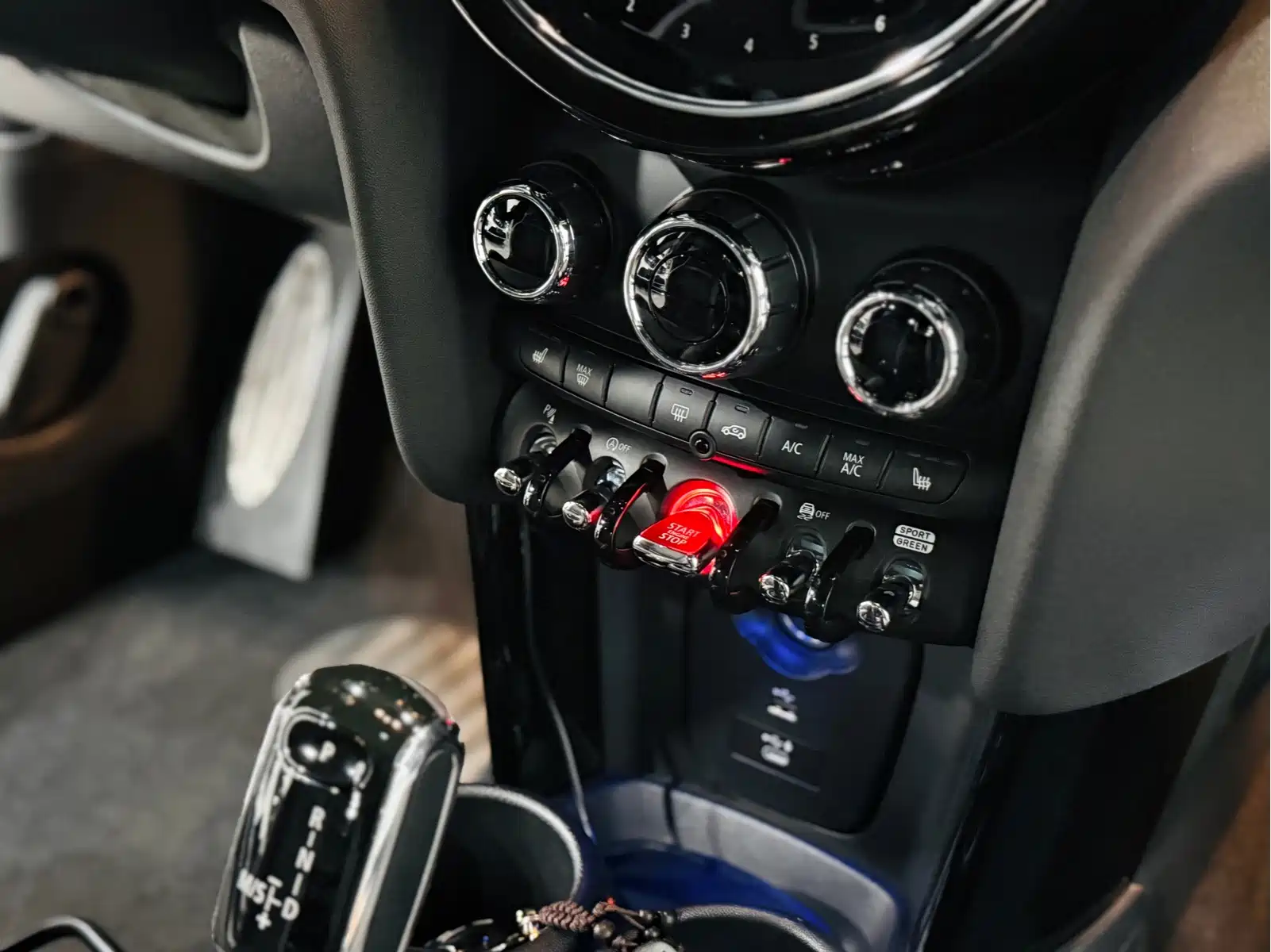 MINI JCW 2022 Facelift 2.0T JOHN COOPER WORKS ALL-IN — фото 12