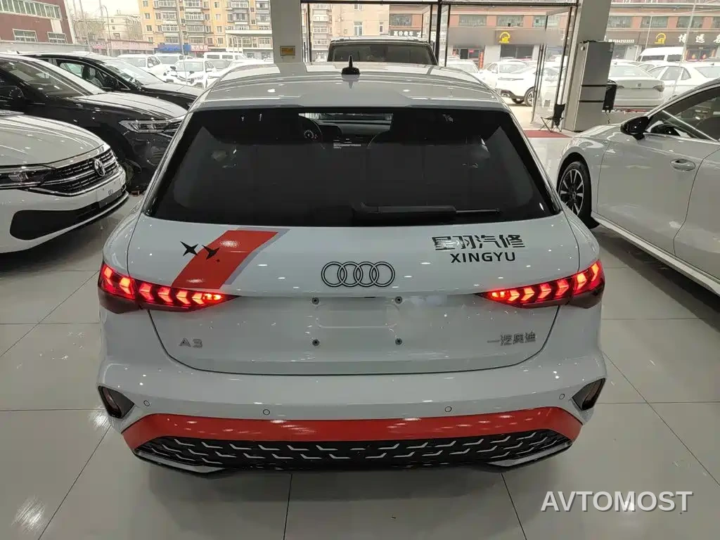 Audi A3 2025 Facelift Sportback 35TFSI Speed Delight — фото 4