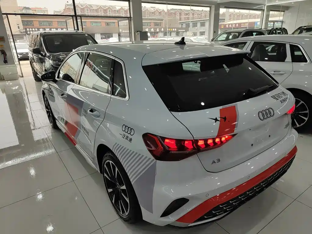 Audi A3 2025 Facelift Sportback 35TFSI Speed Delight — фото 23