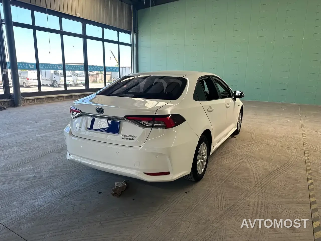 Toyota Corolla 2021 Hybrid 1.8L E-CVT Pioneer Edition — фото 5
