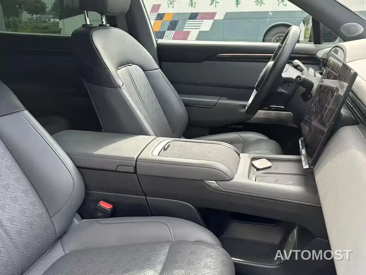 Zeekr 7X 2025 Model 75kWh RWD Smart Driving Edition — фото 6