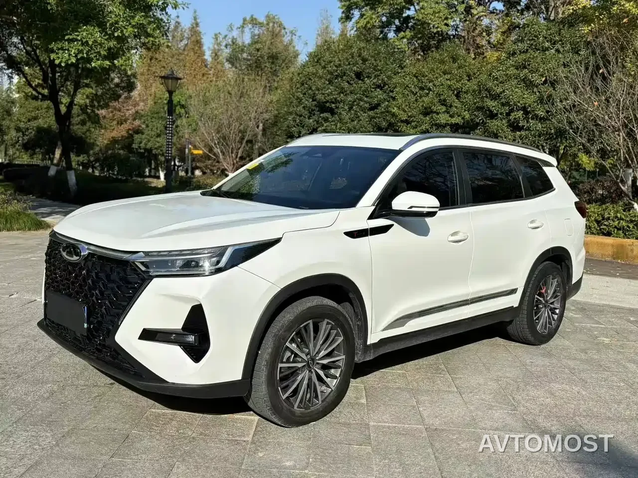 Chery Tiggo 8 PRO 2022 290T 2WD Vast Version 5-Seater — фото 3