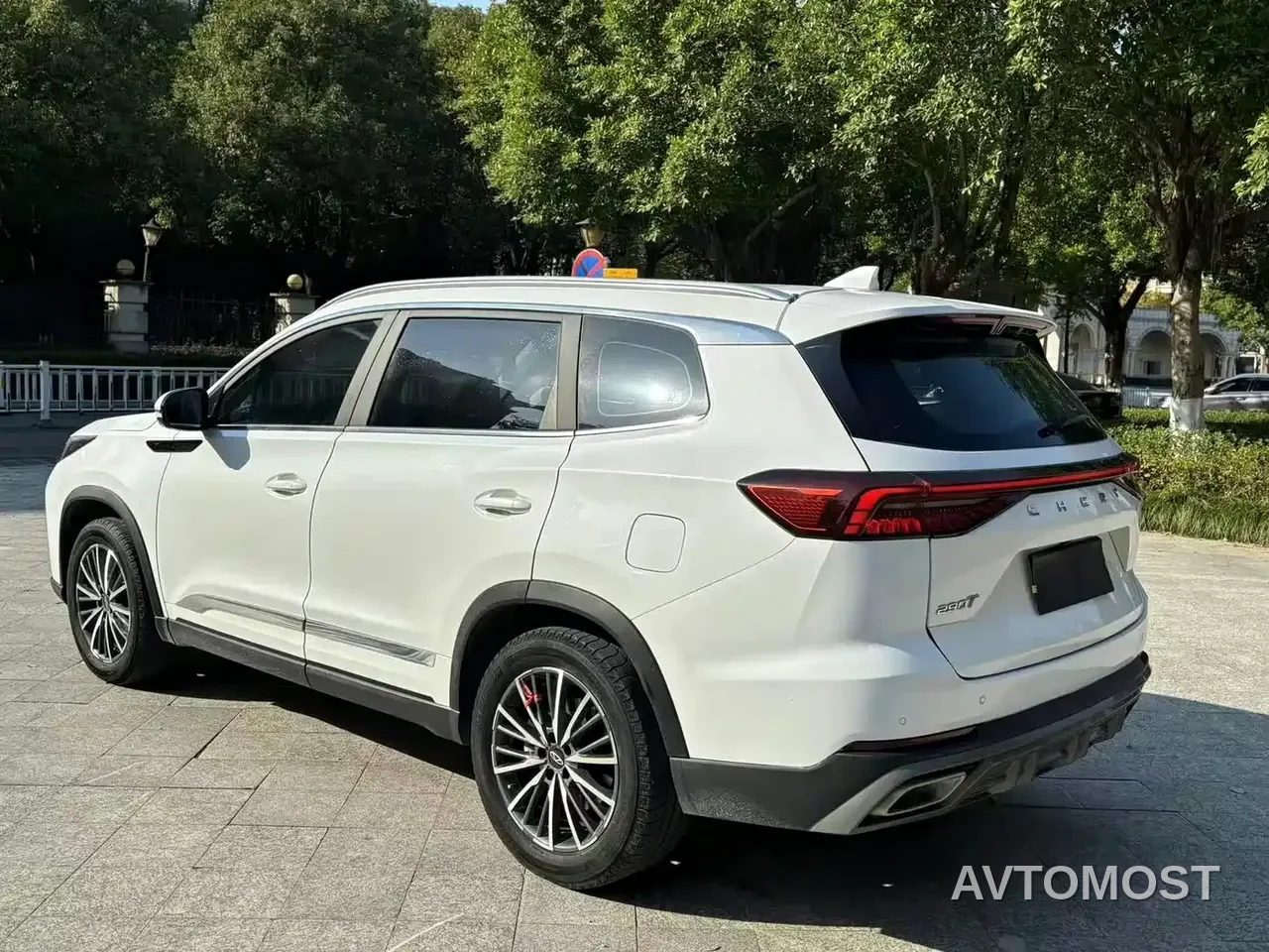 Chery Tiggo 8 PRO 2022 290T 2WD Vast Version 5-Seater — фото 12