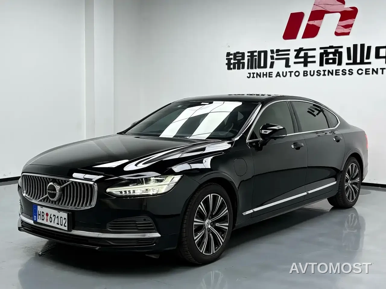 Volvo S90 Plug-in Hybrid 2021 T8 E-Drive Hybrid Zhiyi Luxury Edition — фото 1