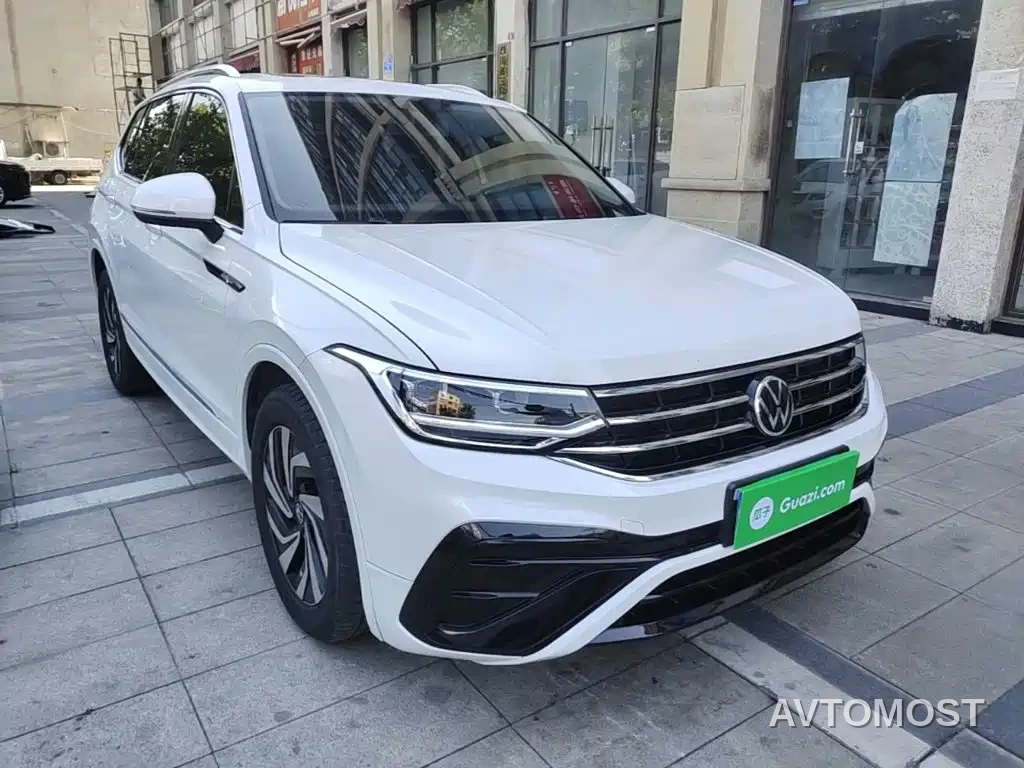Volkswagen Tiguan L 2023 300TSI Automatic 2WD Smart Enjoyment Edition — фото 4