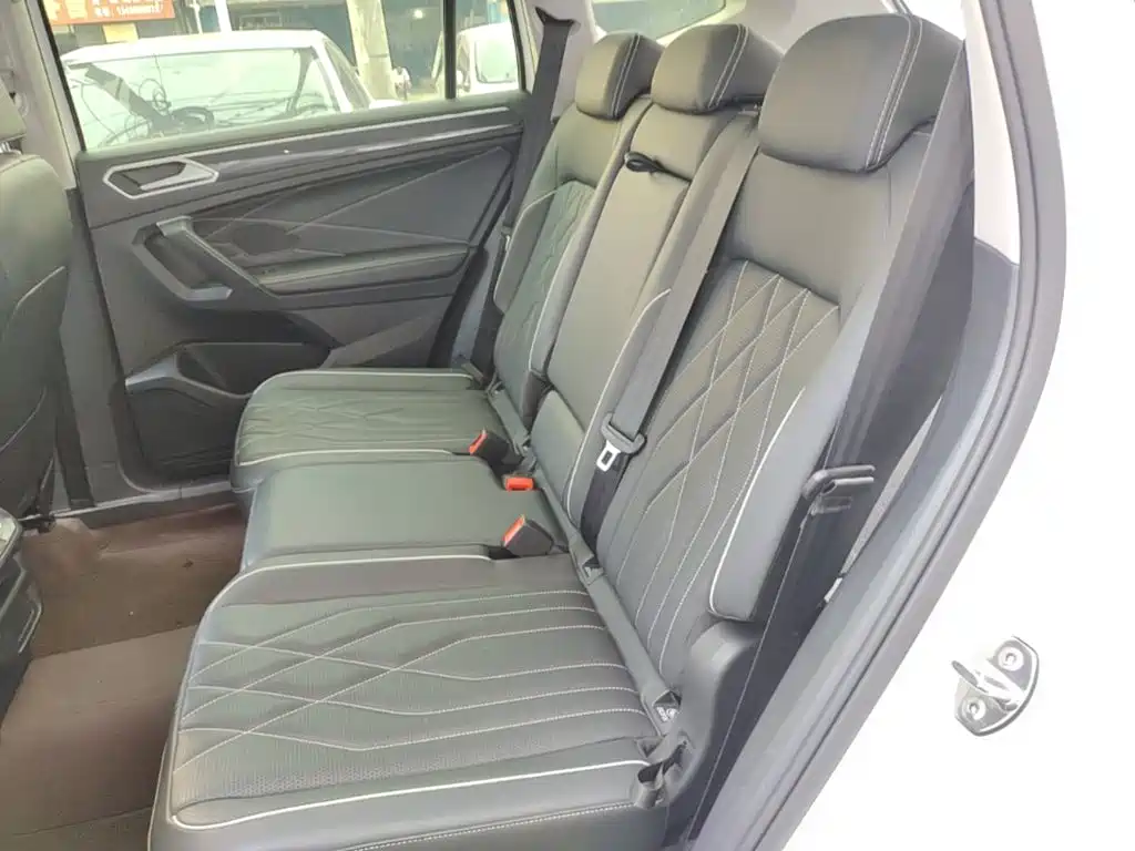 Volkswagen Tiguan L 2023 300TSI Automatic 2WD Smart Enjoyment Edition — фото 17