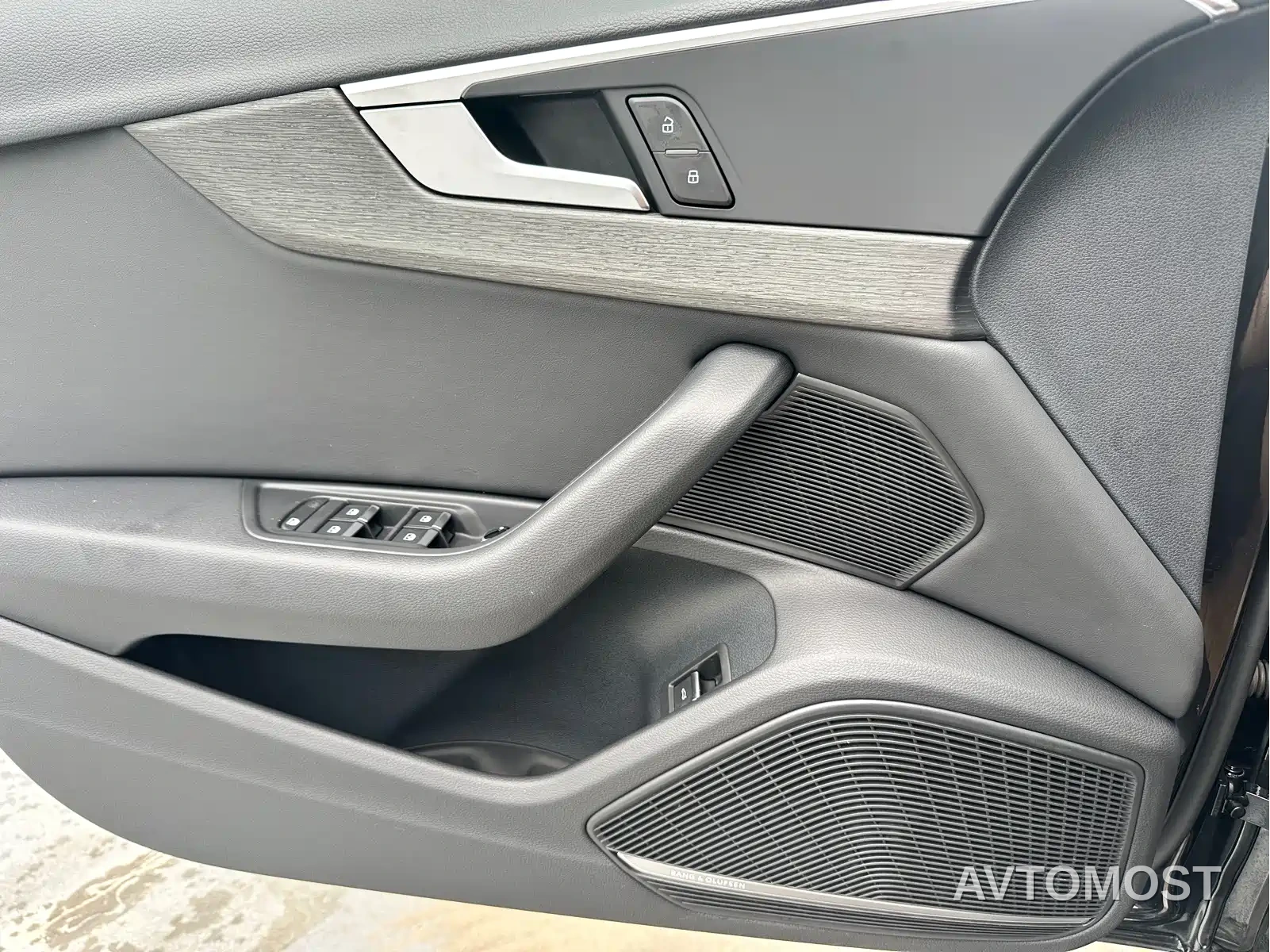 Audi A4 (Import) 2021 allroad quattro Explorer — фото 15