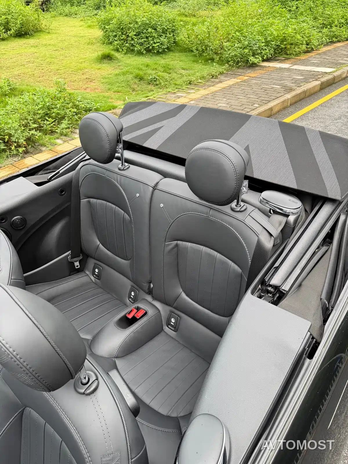 MINI 2023 Facelift II 2.0T COOPER S CABRIO Artist — фото 12
