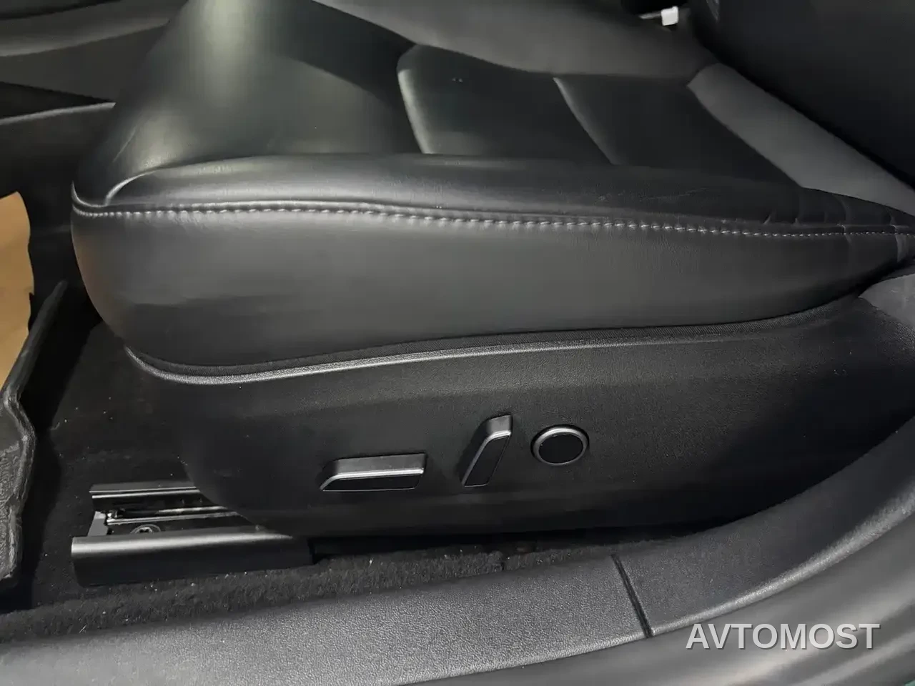 Tesla Model 3 2022 Model Rear-Wheel Drive Version — фото 10