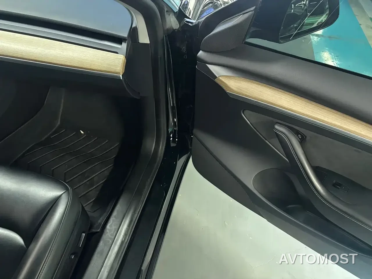 Tesla Model 3 2022 Model Rear-Wheel Drive Version — фото 12