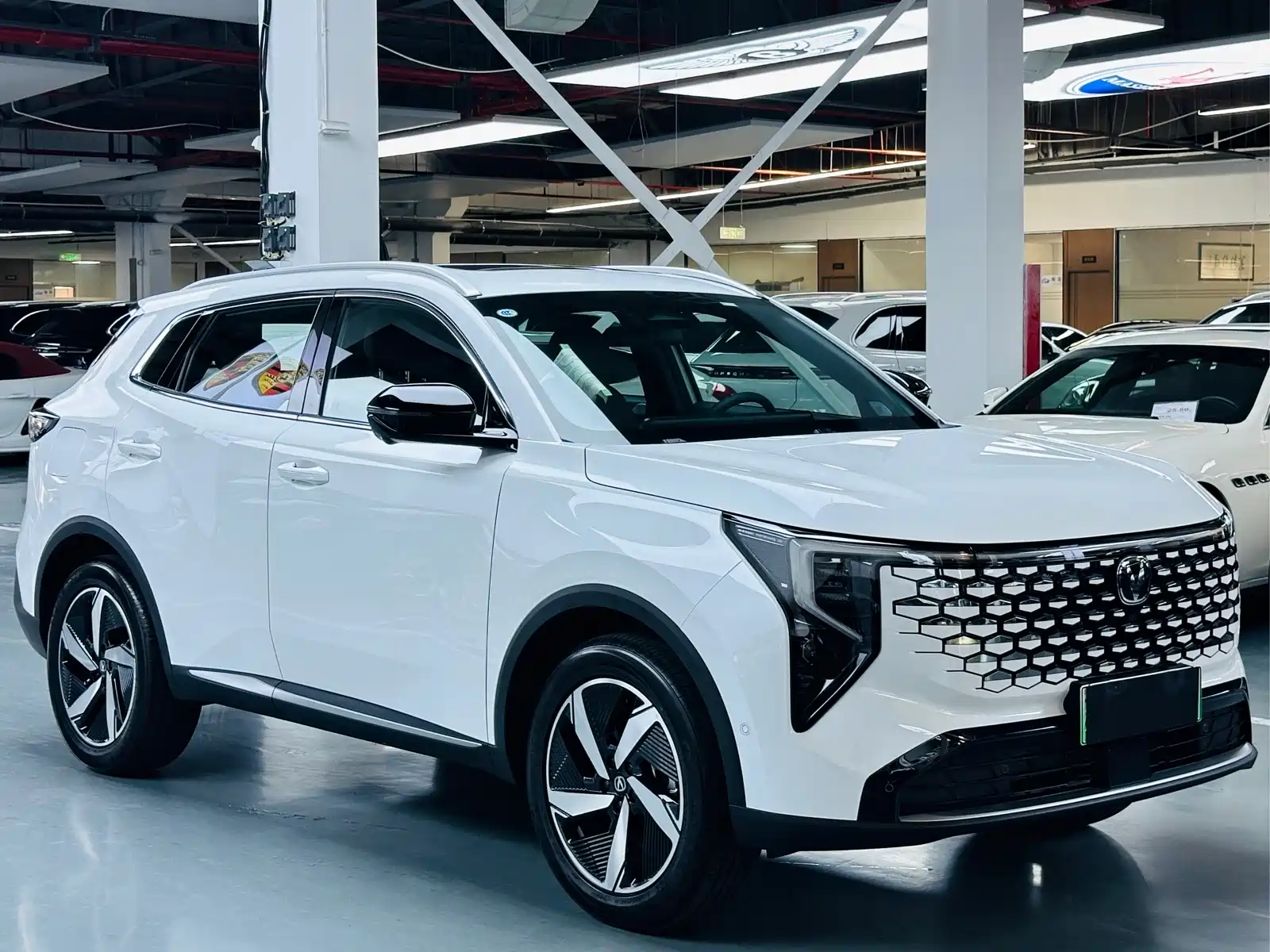 Changan CS55PLUS PHEV 2026 Smart New Blue Whale 125km Zhiyue Edition — фото 3