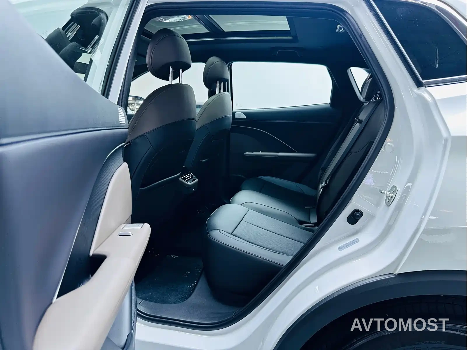 Changan CS55PLUS PHEV 2026 Smart New Blue Whale 125km Zhiyue Edition — фото 9
